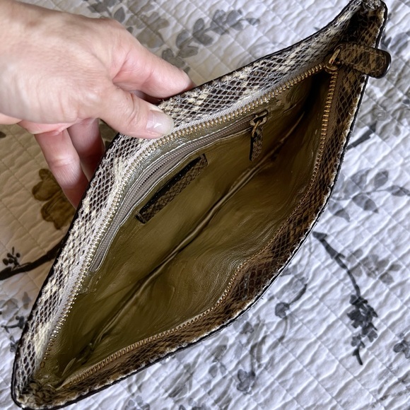 Michael Kors MK Women's Python Snakeskin Clutch Purse - Picture 4 of 8